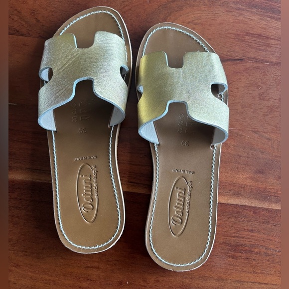 Ostuni Gold Women’s Slide - Picture 2 of 5